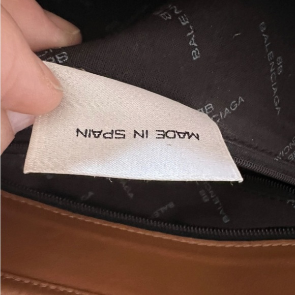 Balenciaga Tote - Picture 5 of 7